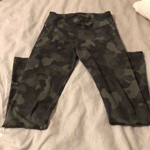 Athleta Girl chit chat tight